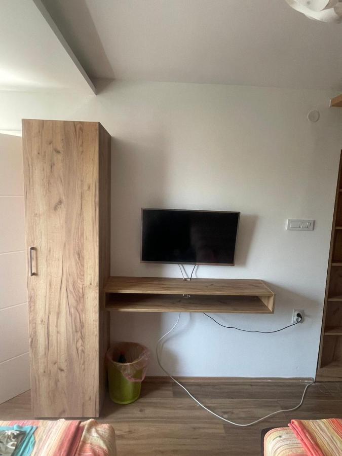 Apartments "Predah Kod Baraca" Ниш Экстерьер фото