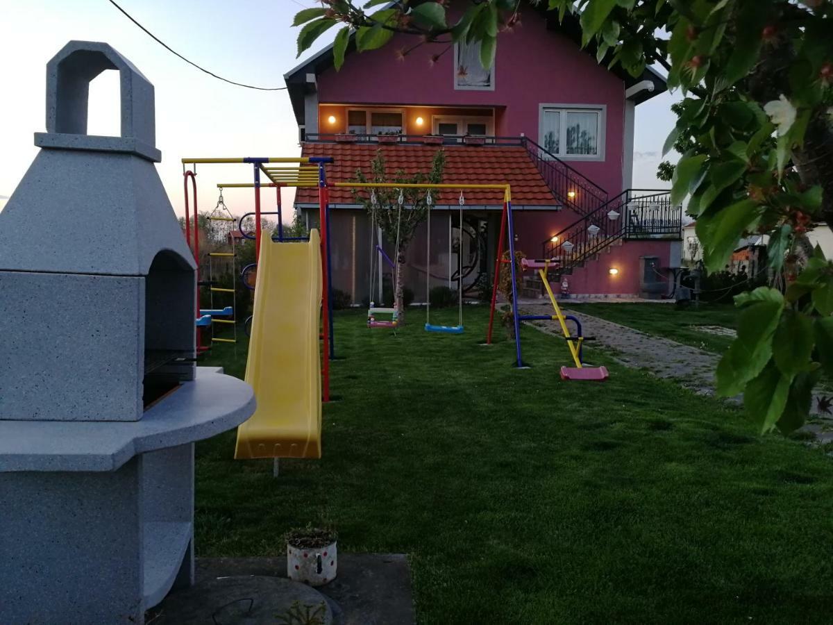 Apartments "Predah Kod Baraca" Ниш Экстерьер фото
